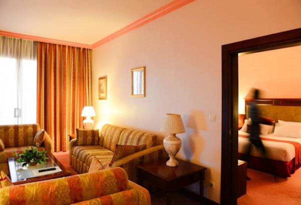 Lancaster Ouaga 2000 Hotel Ouagadougou Kültér fotó