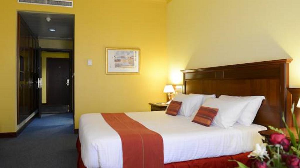 Lancaster Ouaga 2000 Hotel Ouagadougou Kültér fotó